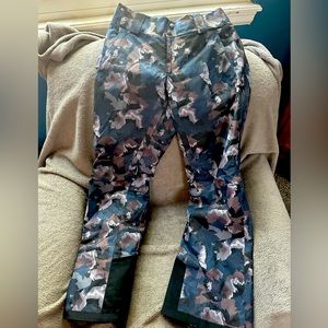 Brand New Patagonia Snow Pants!